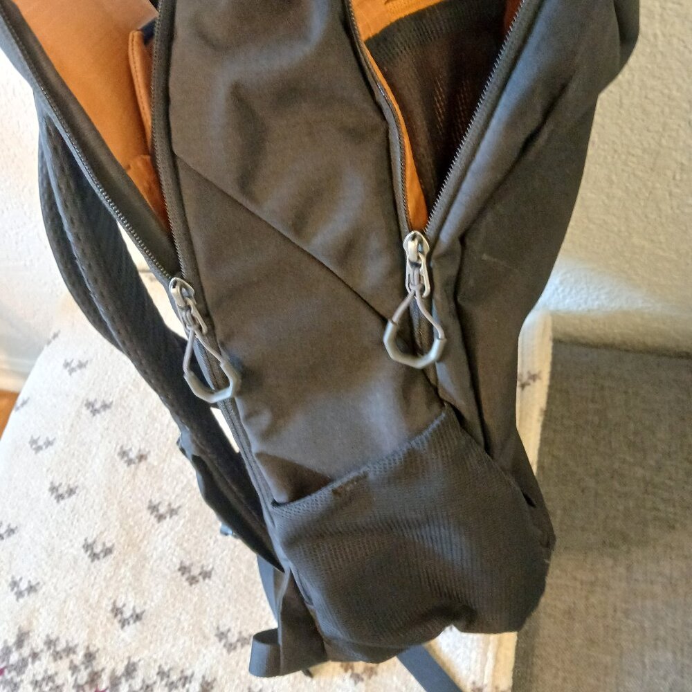 Gregory Rhune 22 Pack - Black - Picture 9 of 9